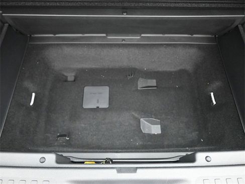 New 2025 Honda Pilot Touring image 16