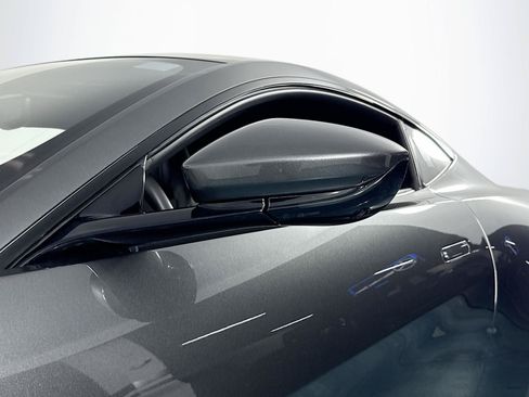 Used 2020 Aston Martin V8 Vantage Coupe RWD image 39
