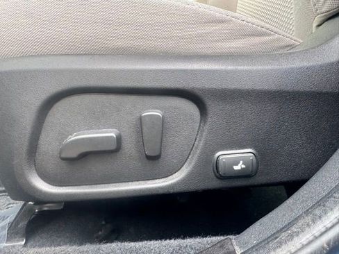 Used 2018 Subaru Forester 2.5i Premium w/ All-Weather Package image 15