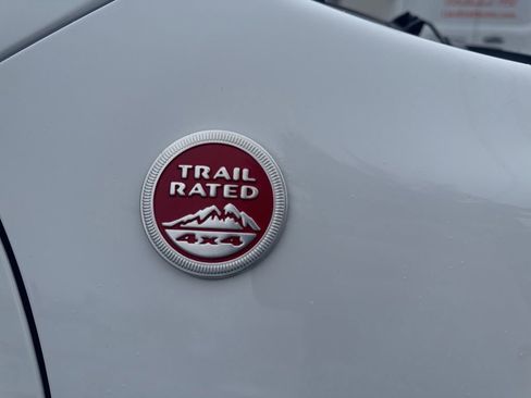 Used 2022 Jeep Cherokee Trailhawk w/ Premium Leather Package image 56