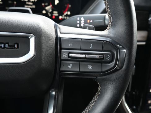 Used 2025 GMC Yukon Denali Ultimate image 23