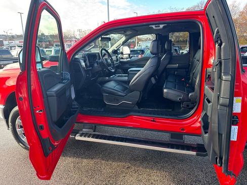 Used 2023 Ford F350 Lariat w/ Chrome Package image 43