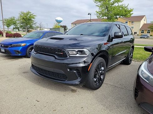 Used 2023 Dodge Durango R/T w/ Blacktop Package AWD/4WD image 2
