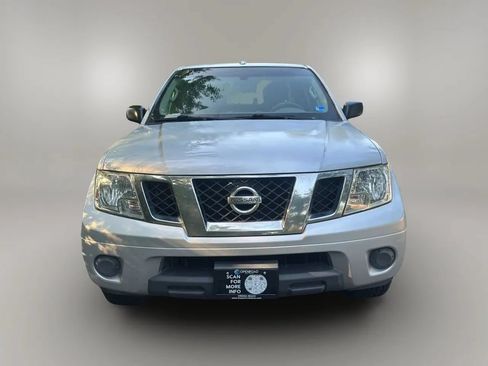 Used 2013 Nissan Frontier SV RWD image 6