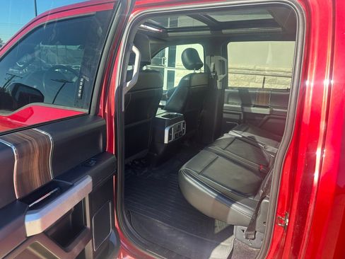 Used 2017 Ford F150 Lariat w/ Equipment Group 502A Luxury image 10