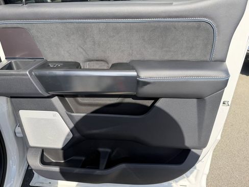 New 2026 Ford F250 Platinum AWD/4WD image 18