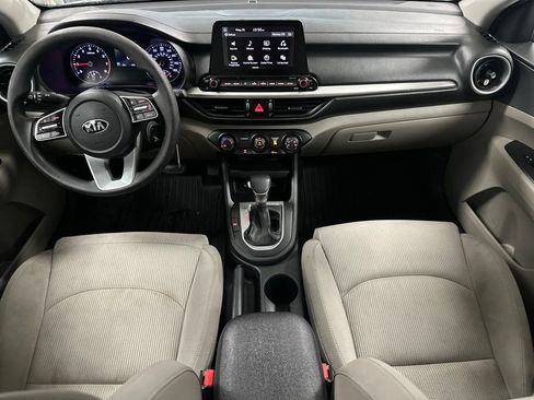 Used 2020 Kia Forte LXS FWD image 2