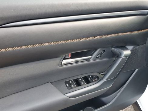 Used 2025 MAZDA CX-50 AWD 2.5 S w/ Premium Plus Pkg image 11