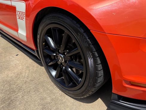 Used 2012 Ford Mustang Boss 302 w/ Boss 302 Accessory Pkg RWD image 19
