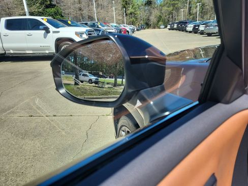 Certified 2025 Toyota Crown Signia Limited w/ Advanced Technology Package image 11