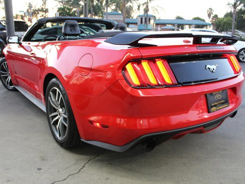 Used 2015 Ford Mustang Premium RWD image 28
