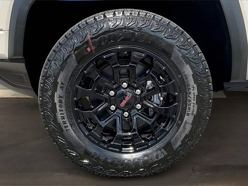 New 2026 GMC Canyon Elevation w/ Convenience Package image 13