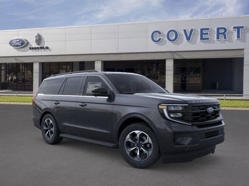 New 2026 Ford Expedition Active image 7