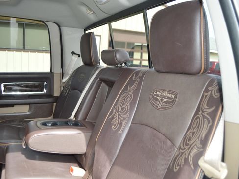 Used 2011 RAM 1500 Laramie Longhorn AWD/4WD image 17