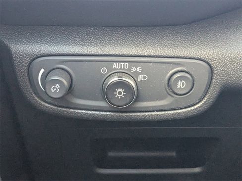 Used 2021 Chevrolet TrailBlazer LT w/ Convenience Package image 24