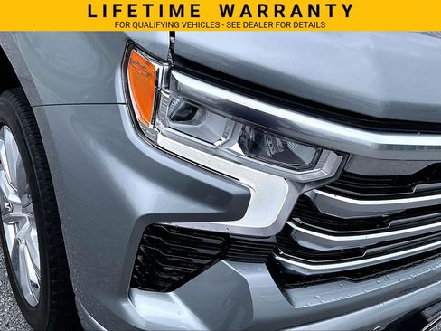 Used 2024 Chevrolet Silverado 1500 High Country AWD/4WD image 33