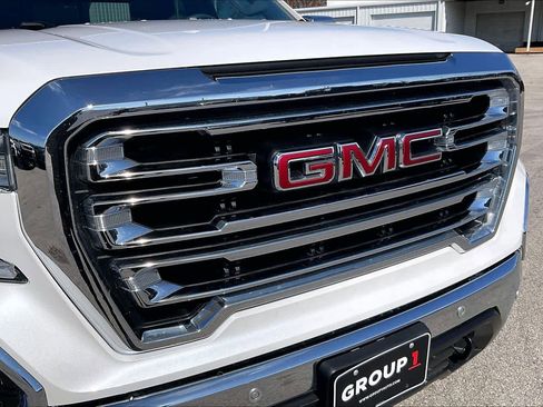 Used 2019 GMC Sierra 1500 SLT image 25