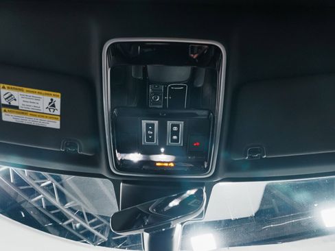 Used 2020 Land Rover Range Rover HSE image 37