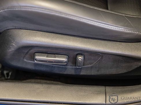 Used 2022 Honda Civic Touring image 22