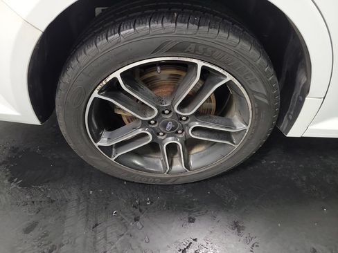 Used 2015 Ford Flex SEL w/ Equipment Group 202A FWD image 12