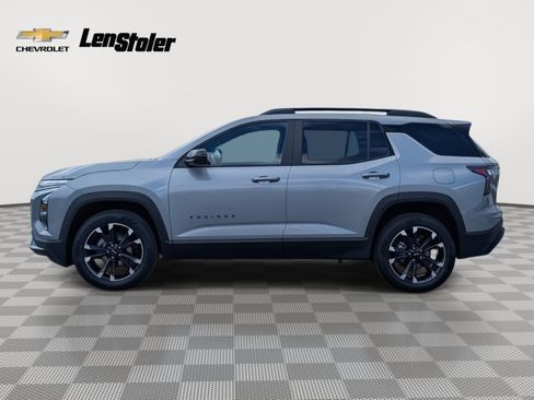 Used 2025 Chevrolet Equinox RS w/ Safety and Technology Package image 2