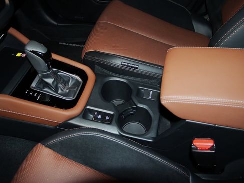 Used 2025 Subaru Forester Touring image 36