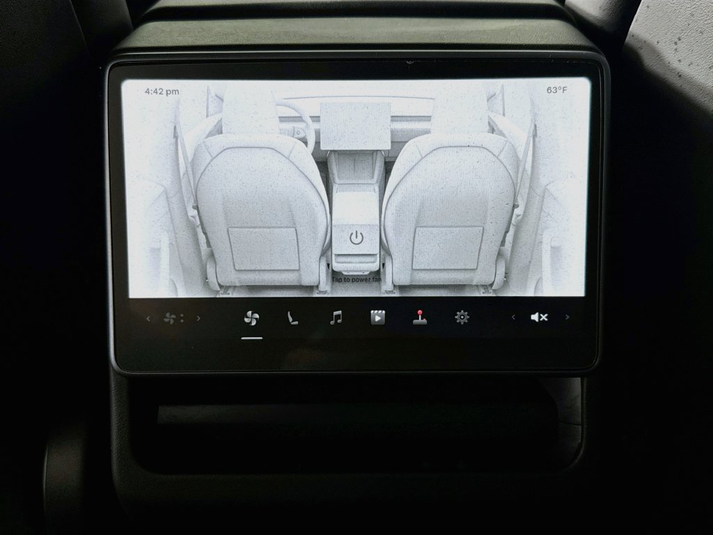 Used 2026 Tesla Model Y Long Range AWD/4WD image 24