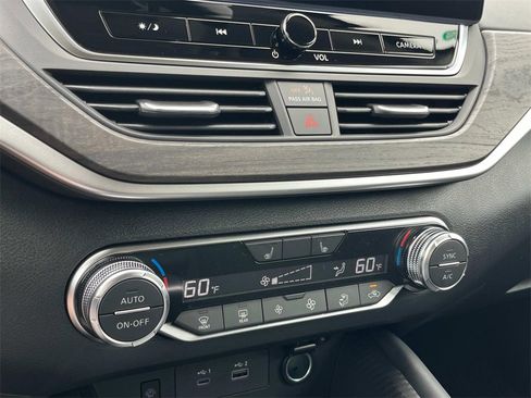 New 2025 Nissan Altima 2.5 SV w/ SV Premium Package image 26