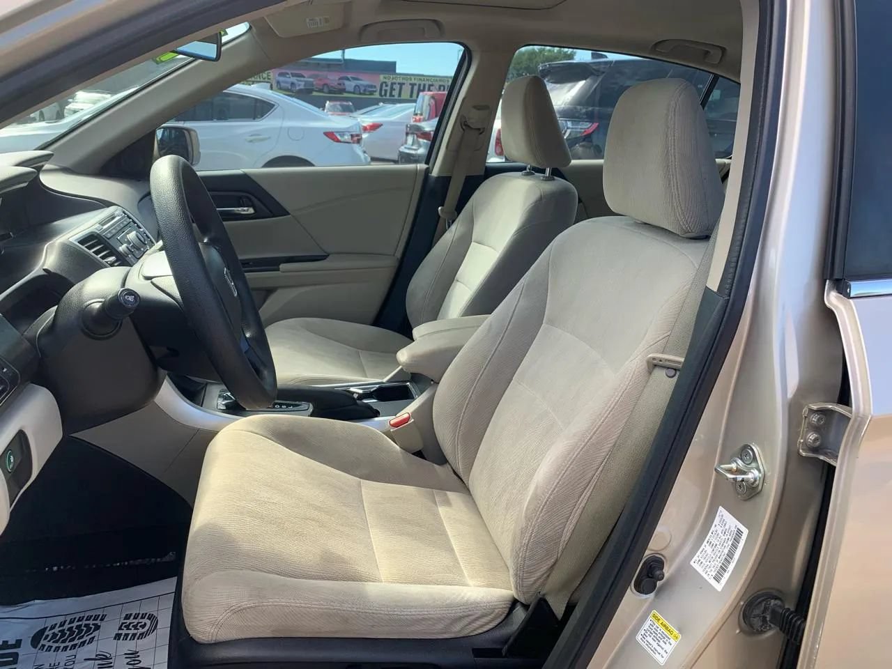Used 2014 Honda Accord EX image 17