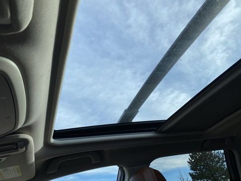 Used 2020 Subaru Forester Touring image 25