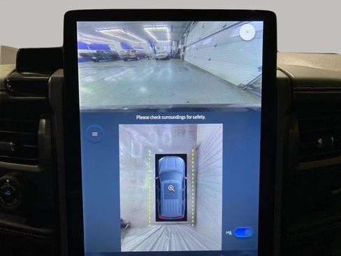 Used 2022 Ford Expedition Max Platinum image 18