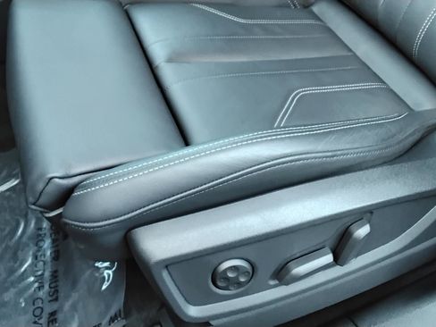 Certified 2024 Audi Q5 e Premium image 16