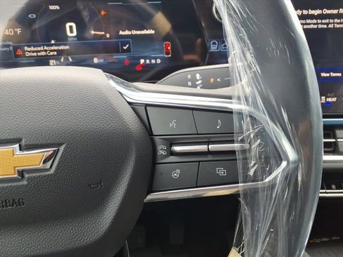 New 2026 Chevrolet Equinox EV LT image 14