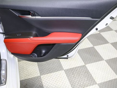 Used 2022 Toyota Camry XSE image 22