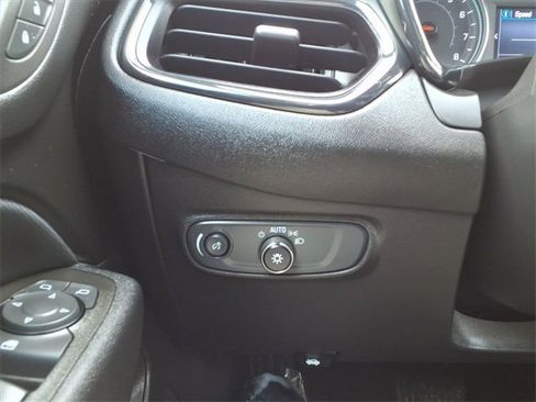 Certified 2023 Chevrolet Equinox RS image 13