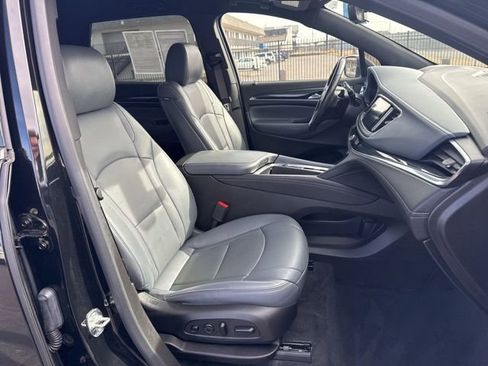 Used 2024 Buick Enclave Premium image 20
