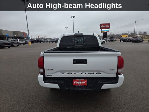 Used 2023 Toyota Tacoma SR image 8