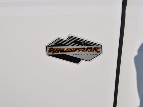 Used 2022 Ford Bronco Wildtrak image 49