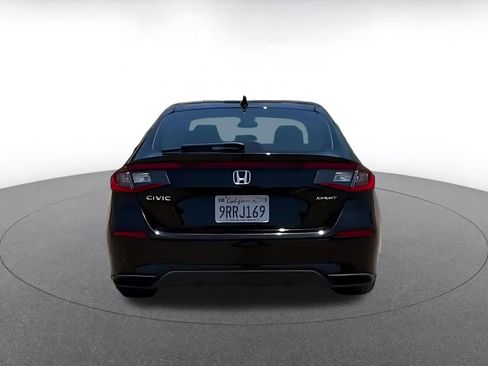 Used 2025 Honda Civic Sport image 9