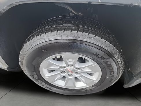 Used 2024 GMC Sierra 1500 Pro w/ Pro Value Package image 6