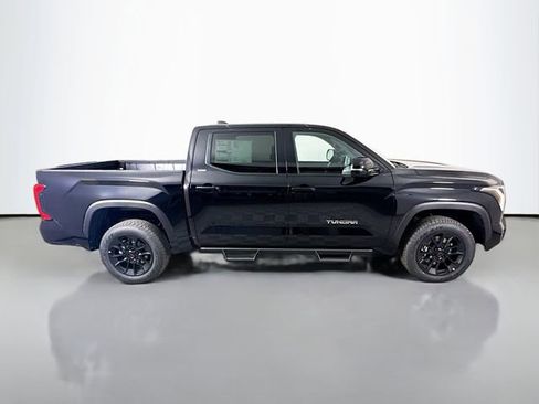 New 2026 Toyota Tundra SR5 image 8