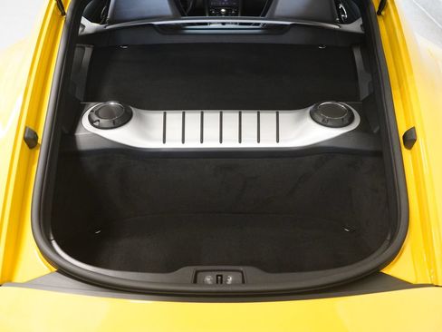 Used 2021 Porsche 718 Cayman RWD image 31