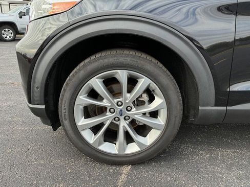 Used 2021 Ford Explorer Platinum w/ Equipment Group 601A image 12