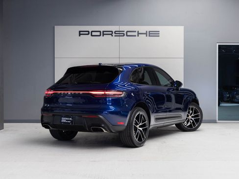 Certified 2026 Porsche Macan AWD/4WD image 7
