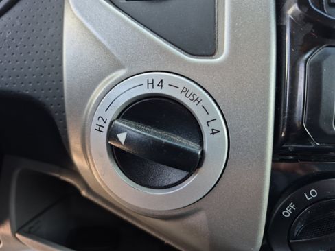 Used 2014 Toyota Tacoma 4x4 Double Cab w/ TRD Off-Road Package image 30