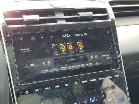 Used 2023 Hyundai Tucson Limited w/ Cargo Package AWD/4WD image 15
