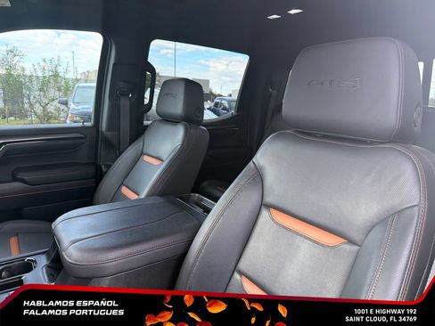 Used 2024 GMC Sierra 1500 AT4 w/ Technology Package AWD/4WD image 27