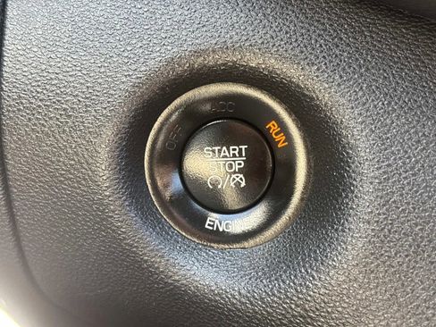 Used 2015 Dodge Dart GT w/ Sun/Sound Group image 18