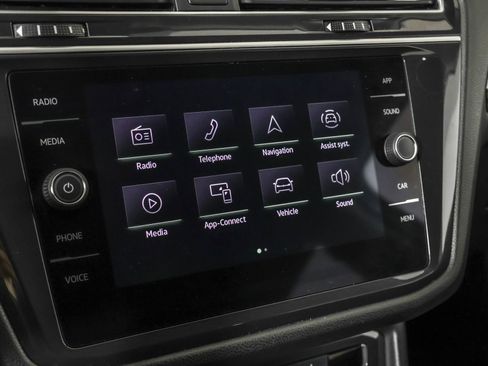 Used 2024 Volkswagen Tiguan Wolfsburg Edition AWD/4WD image 30