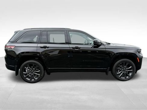New 2026 Jeep Grand Cherokee Limited AWD/4WD image 8